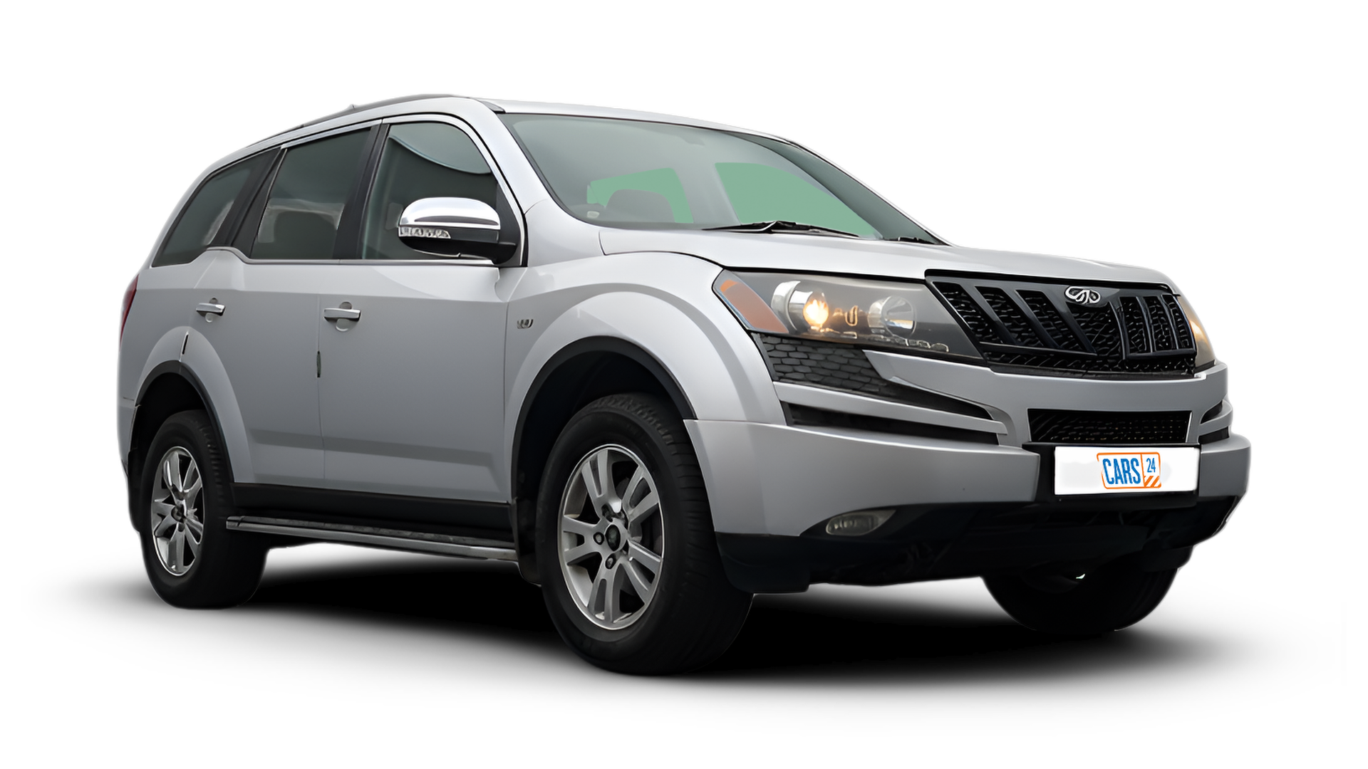 Mahindra XUV500-img